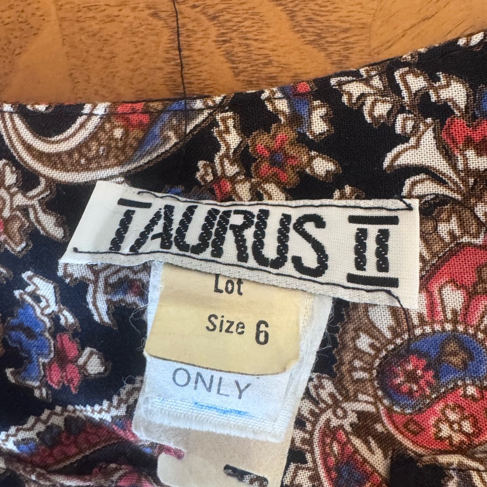 Vintage Taurus II Paisley Midi Dress‎ Smocked Waist ILGWU Union Made Size 6 - Picture 12 of 16